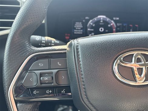 Used 2024 Toyota Tundra Limited image 27