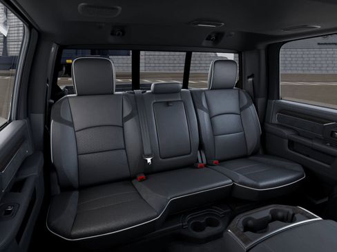 New 2026 RAM 2500 Laramie w/ Night Edition AWD/4WD image 15