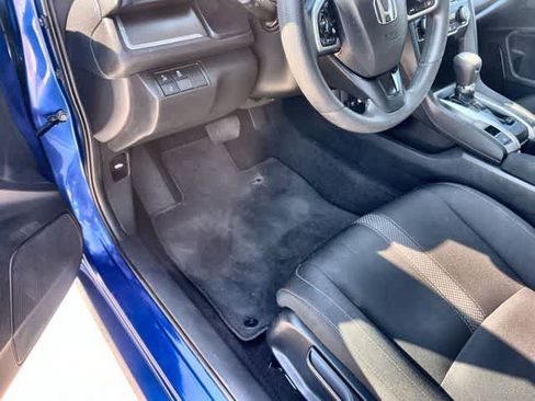 Used 2019 Honda Civic LX image 3