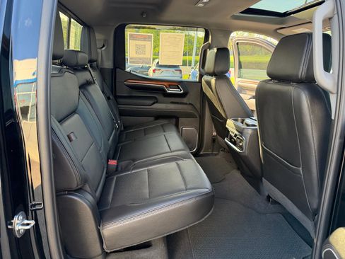 Certified 2022 GMC Sierra 1500 Denali w/ Denali Reserve Package AWD/4WD image 42