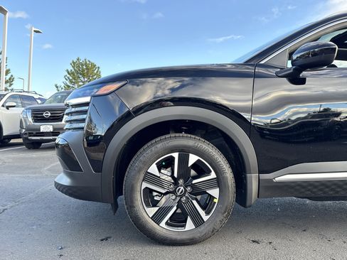 New 2026 Nissan Kicks SV w/ SV Premium Package image 7