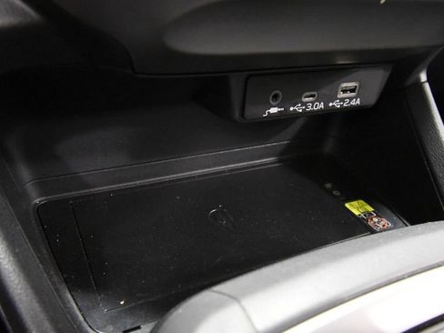 Used 2024 Subaru Crosstrek 2.0i Premium AWD/4WD image 24