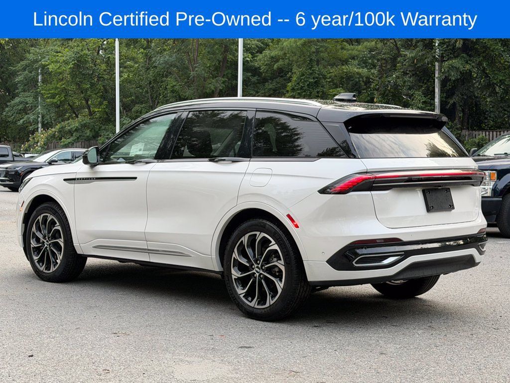 Certified 2024 Lincoln Nautilus Reserve AWD/4WD image 5
