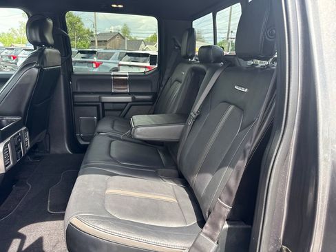 Used 2015 Ford F150 Platinum w/ Equipment Group 701A Luxury AWD/4WD image 18