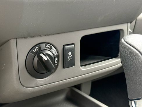 Used 2021 Nissan Frontier SV w/ SV Utility Package AWD/4WD image 22