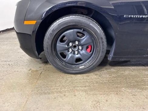 Used 2011 Chevrolet Camaro LS RWD image 11