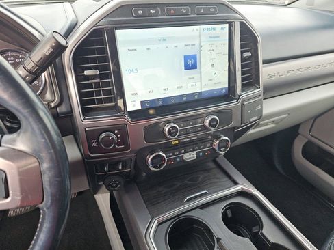 Used 2022 Ford F250 Limited w/ FX4 Off-Road Package image 38