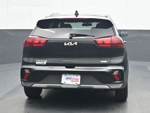Used 2022 Kia Niro LX image 6