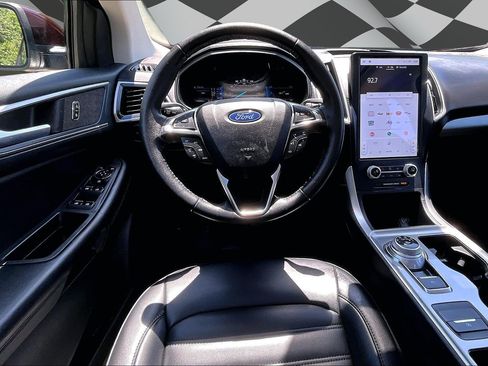 Used 2023 Ford Edge SEL w/ Convenience Package AWD/4WD image 5