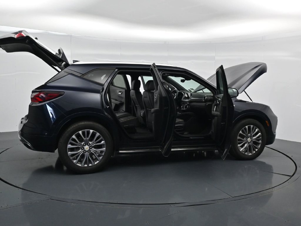 Used 2020 Chevrolet Blazer Premier w/ Driver Confidence II Package FWD image 41