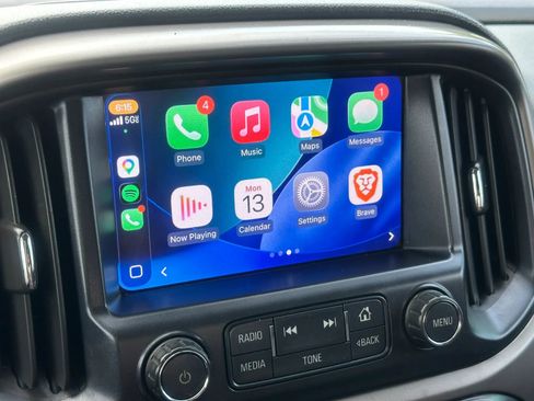 Used 2018 Chevrolet Colorado Z71 AWD/4WD image 29