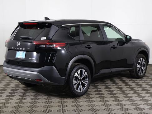 Used 2023 Nissan Rogue SV AWD/4WD image 8