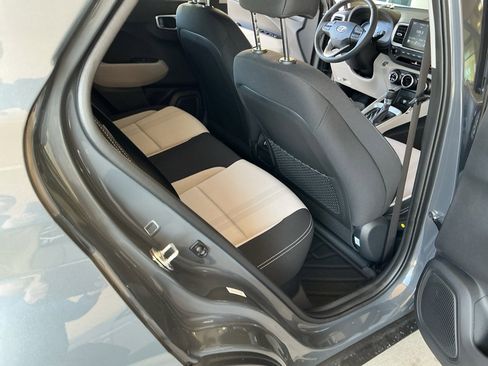 Used 2026 Hyundai Venue SEL FWD image 14