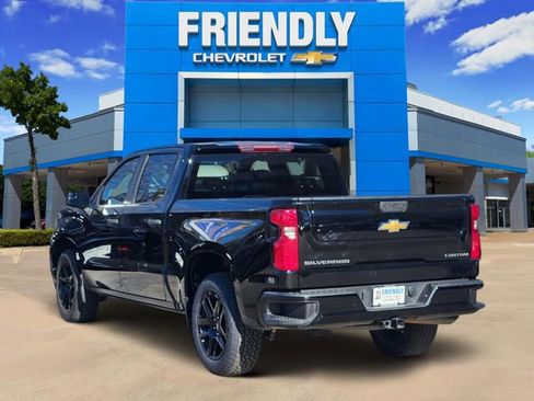 Used 2023 Chevrolet Silverado 1500 Custom image 5