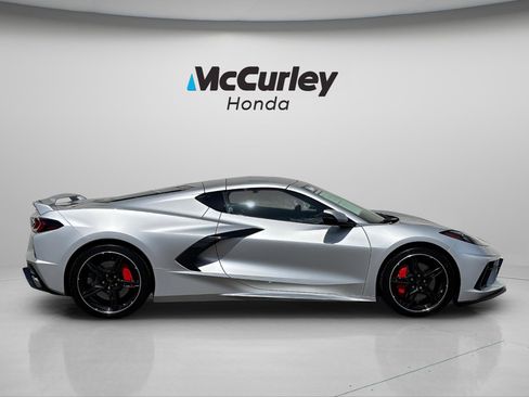 Used 2020 Chevrolet Corvette Stingray Premium Cpe w/ 3LT Preferred Equipment Group image 2
