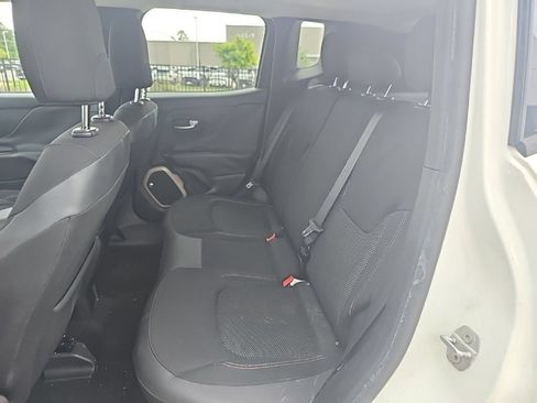 Used 2016 Jeep Renegade 75th Anniversary FWD image 16
