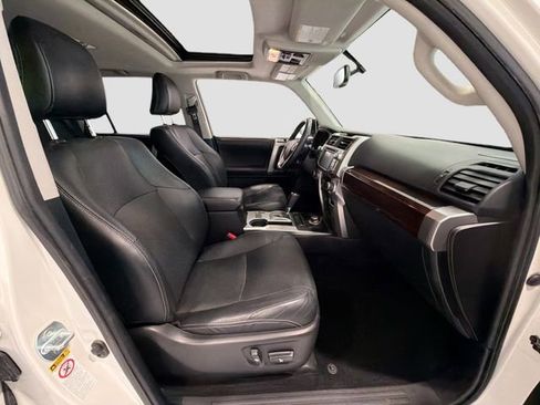 Used 2016 Toyota 4Runner Limited image 25