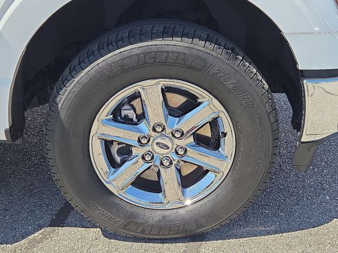 Used 2024 Ford F150 XLT w/ Equipment Group 302A MID AWD/4WD image 17