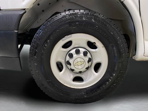 Used 2020 Chevrolet Express 2500 w/ Driver Convenience Package RWD image 8