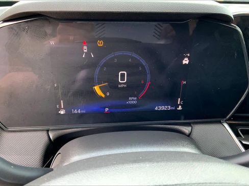 Used 2024 Chevrolet TrailBlazer ACTIV w/ Driver Confidence Package FWD image 22