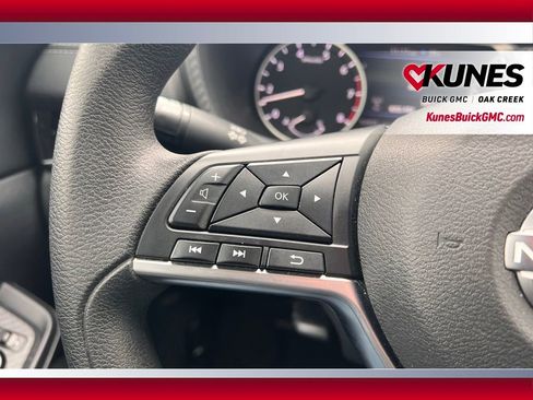 Used 2024 Nissan Sentra SV image 15