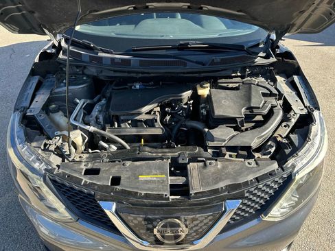 Used 2018 Nissan Rogue Sport S w/ S Appearance Package FWD image 40