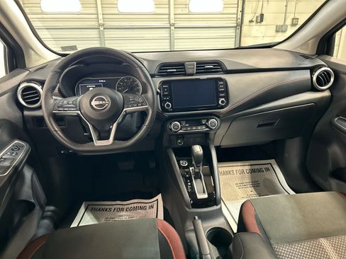 Used 2025 Nissan Versa SR w/ Trunk Package FWD image 4