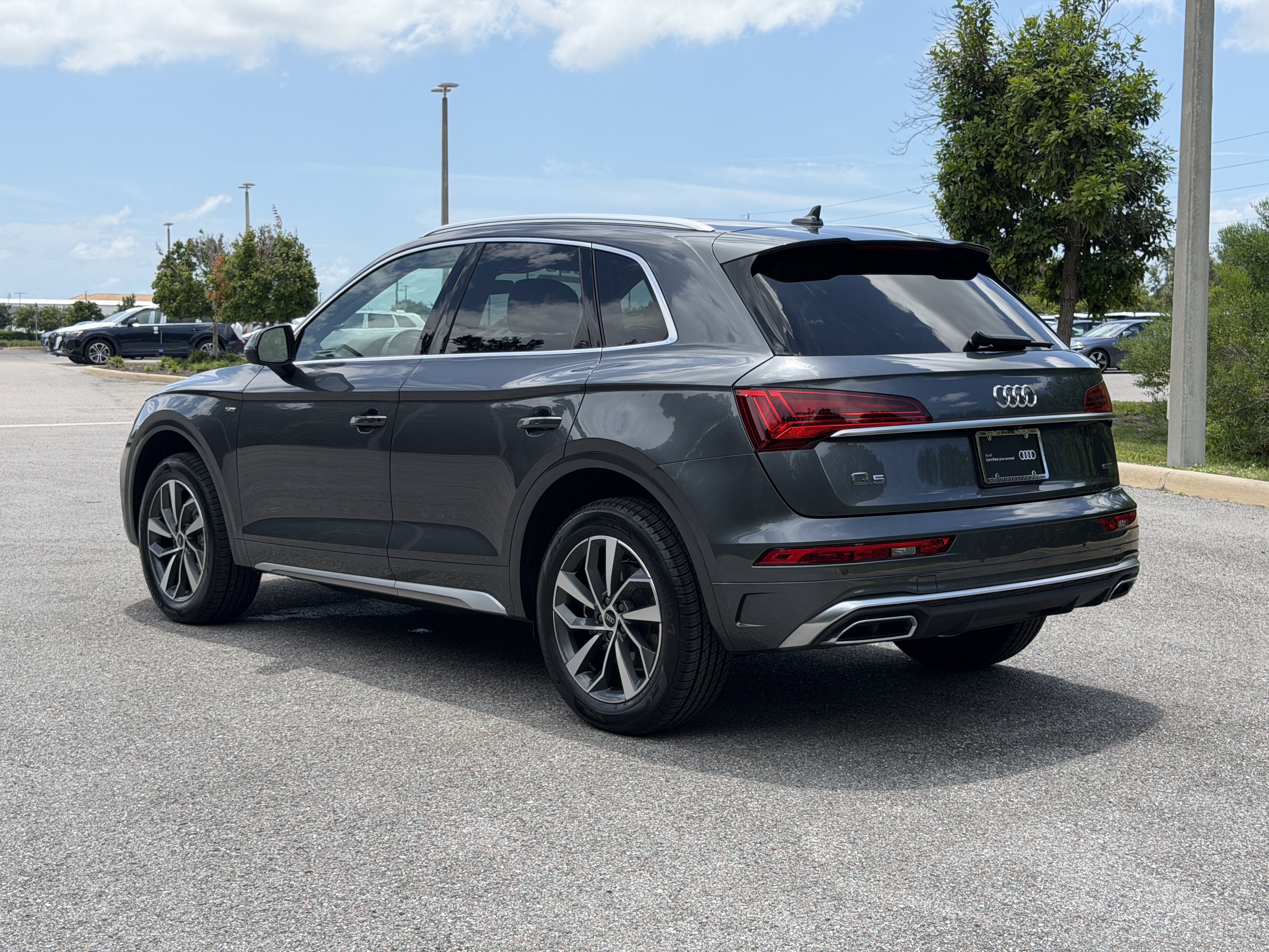 Certified 2023 Audi Q5 2.0T Premium Plus w/ Premium Plus Package AWD/4WD image 5