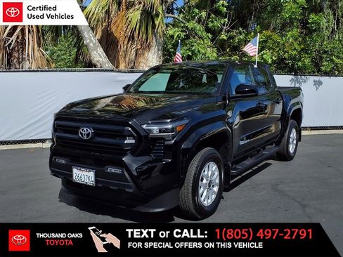Certified 2025 Toyota Tacoma SR5 AWD/4WD image 1