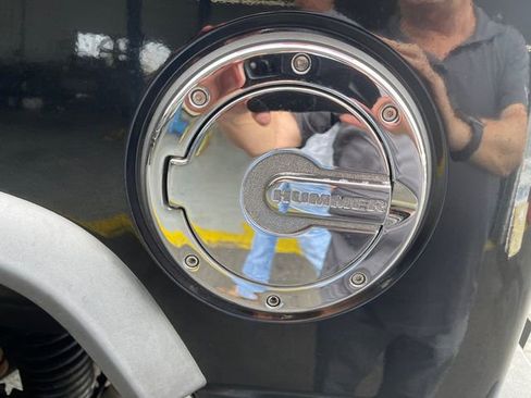 Used 2007 HUMMER H2 image 25