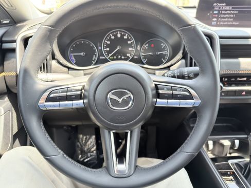 Used 2025 MAZDA CX-50 AWD 2.5 Hybrid w/ Premium Pkg image 29
