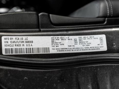Used 2021 Jeep Grand Cherokee Summit AWD/4WD image 73