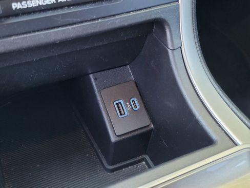 Certified 2023 Ford Edge SEL image 25