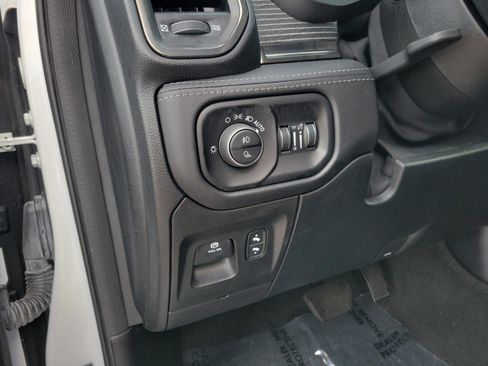 Used 2021 RAM 1500 Limited image 16