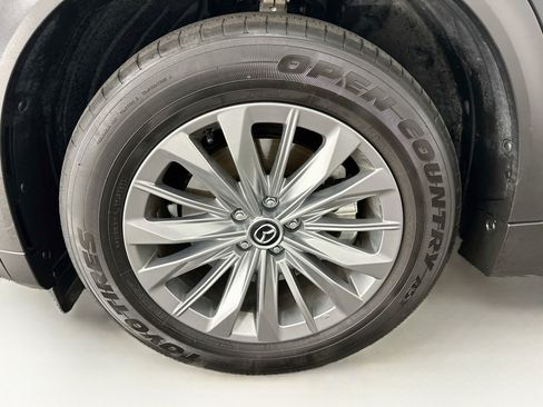 Used 2024 MAZDA CX-90 Plug-In Hybrid w/ Preferred AWD/4WD image 38