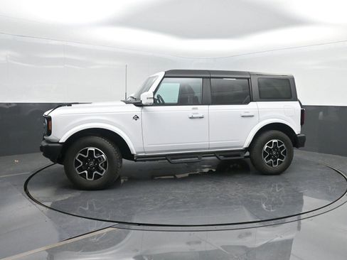 Used 2023 Ford Bronco Outer Banks image 39