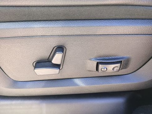 Used 2025 RAM 2500 Laramie w/ Night Edition image 21