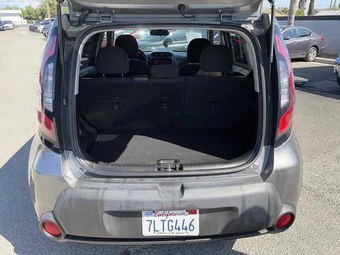 Used 2016 Kia Soul FWD image 17