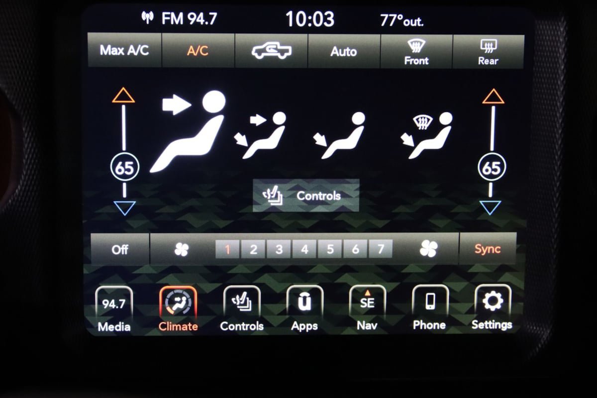 Used 2021 Jeep Gladiator Rubicon w/ Dual Top Group AWD/4WD image 61