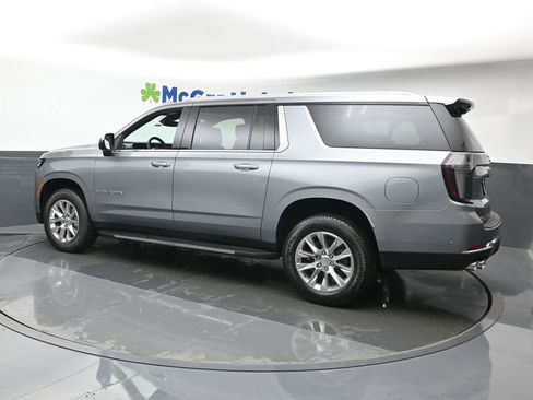 New 2025 Chevrolet Suburban Premier image 27