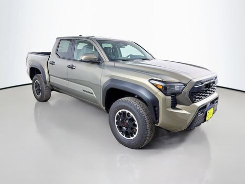 New 2026 Toyota Tacoma TRD Off-Road AWD/4WD image 3