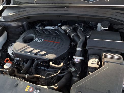 Used 2019 Hyundai Santa Fe Limited AWD/4WD image 31