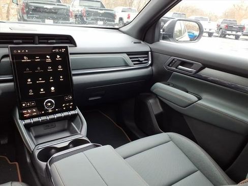 New 2026 GMC Terrain AT4 w/ Technology Package II image 25