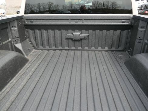 New 2026 Chevrolet Silverado 1500 Custom Trail Boss w/ Dark Appearance Package AWD/4WD image 5