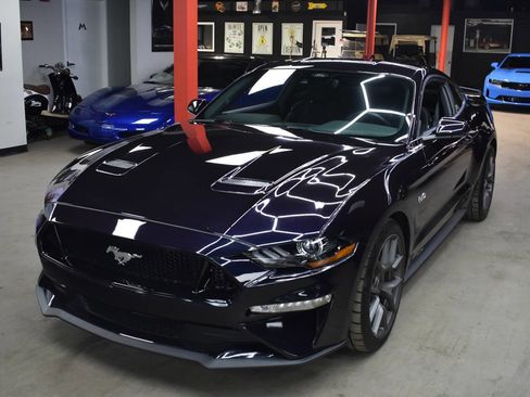 Used 2022 Ford Mustang GT RWD image 1