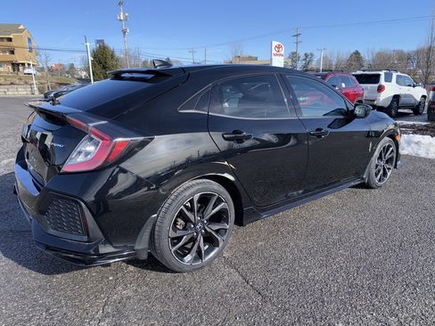 Used 2019 Honda Civic Sport image 6