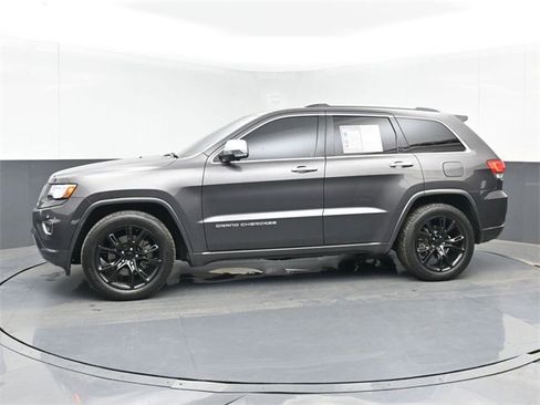 Used 2014 Jeep Grand Cherokee Overland w/ Advanced Technology Group image 11
