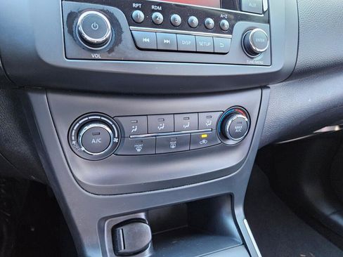 Used 2016 Nissan Sentra S image 26