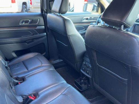 Used 2018 Ford Explorer Limited w/ Equipment Group 301A image 13