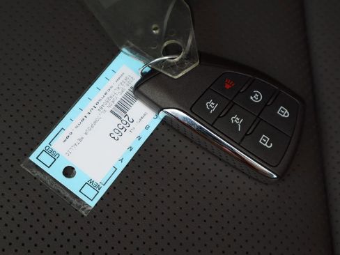 New 2026 GMC Yukon XL Denali w/ Denali Reserve Package image 27